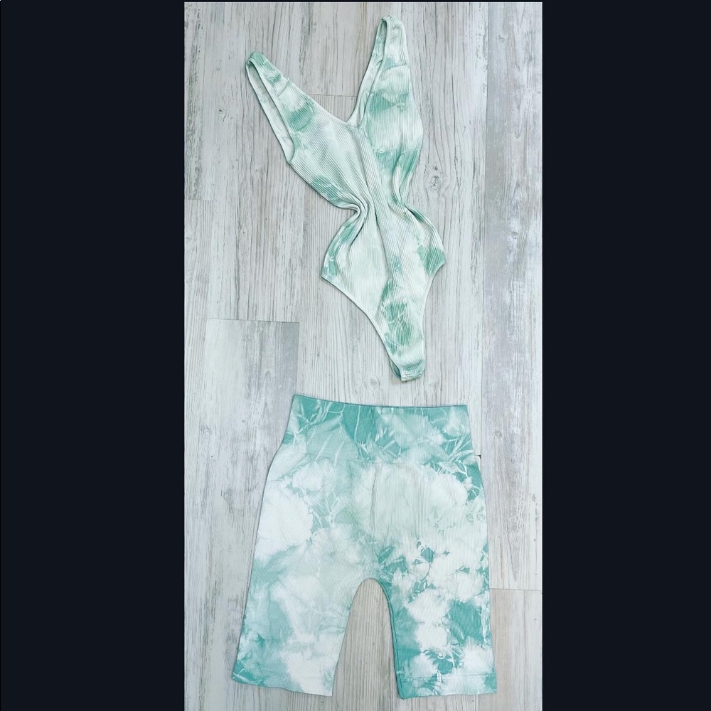 Tie Dye Biker Shorts Set - Green&White